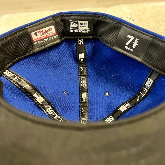 Blue Jays New Era Fitted Cap - Picture 2 of 3